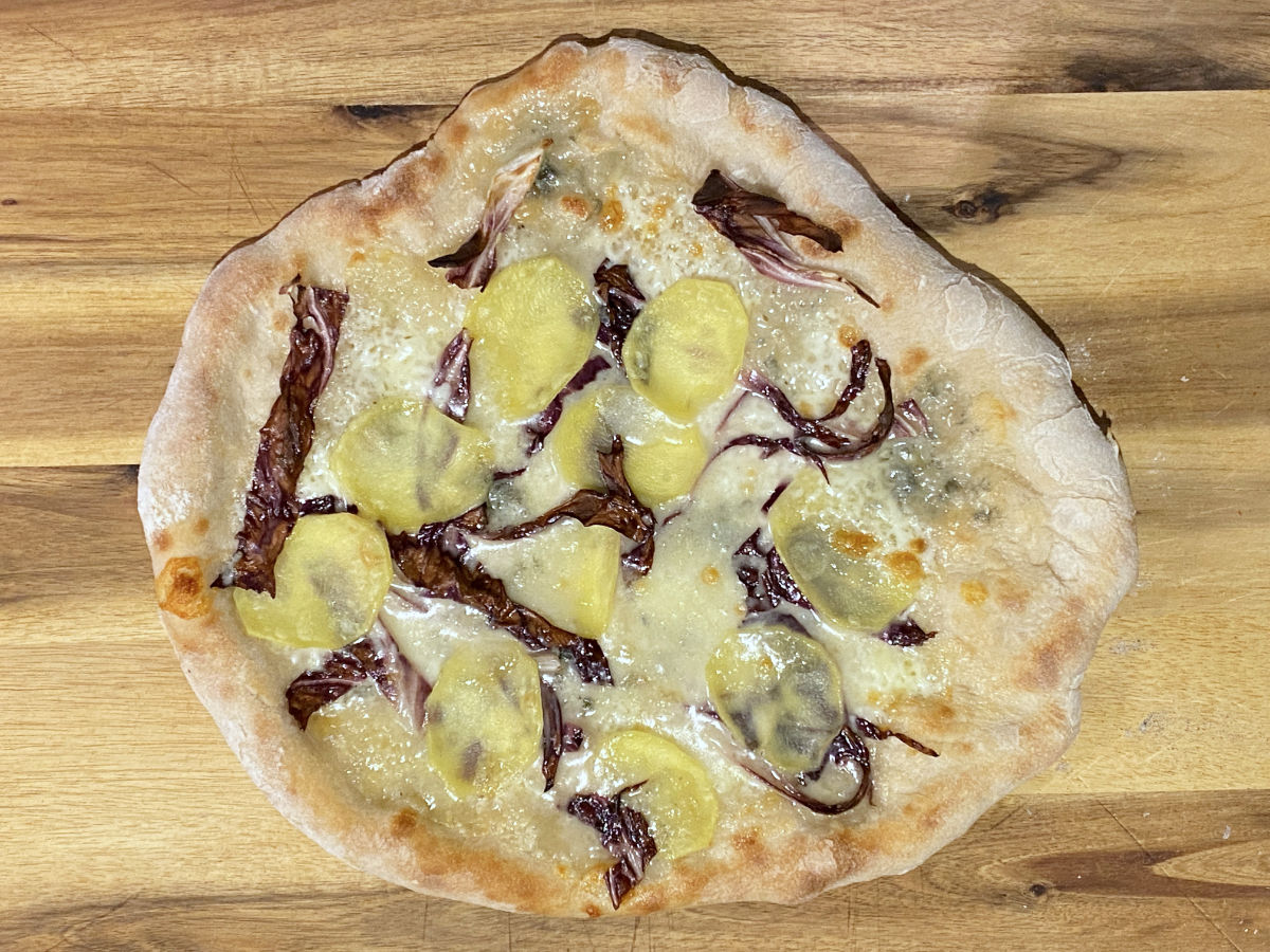 Pizza Radicchio Kartoffeln Gorgonzola 