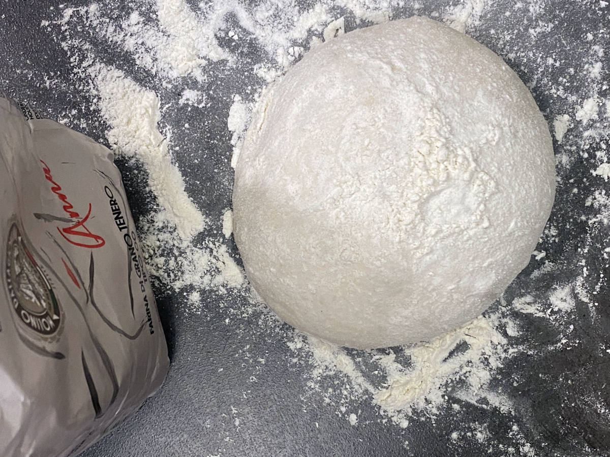 Poolish, Biga, Autolyse & Co.: Verarbeitungsmethoden des Pizzateig