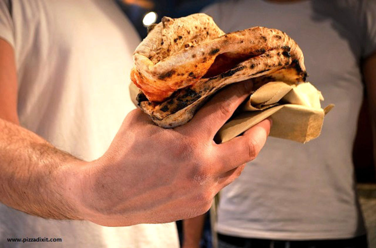 Pizza a Portafoglio: Streetfood aus Neapel