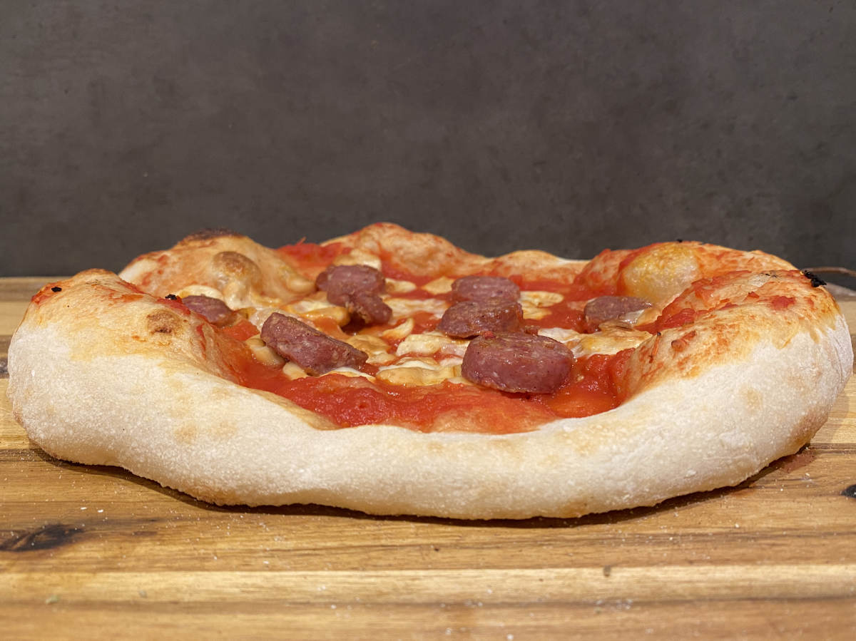 Warum macht eine Pizza durstig? Und was hilft dagegen?